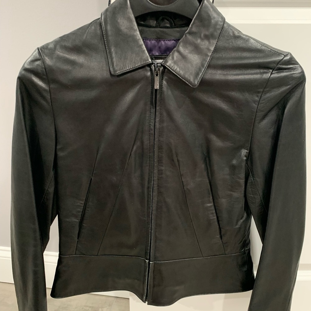 Womens leather jacket~black~great condition~leather conditioned regularly